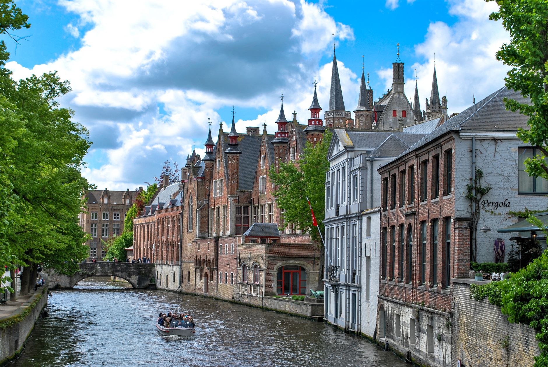 Belgische historische architectuur en kanalen